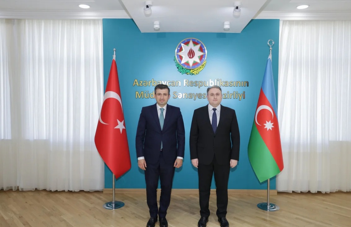 Azərbaycanın Müdafiə Sənayesi naziri Səlcuq Bayraktar ilə görüşüb